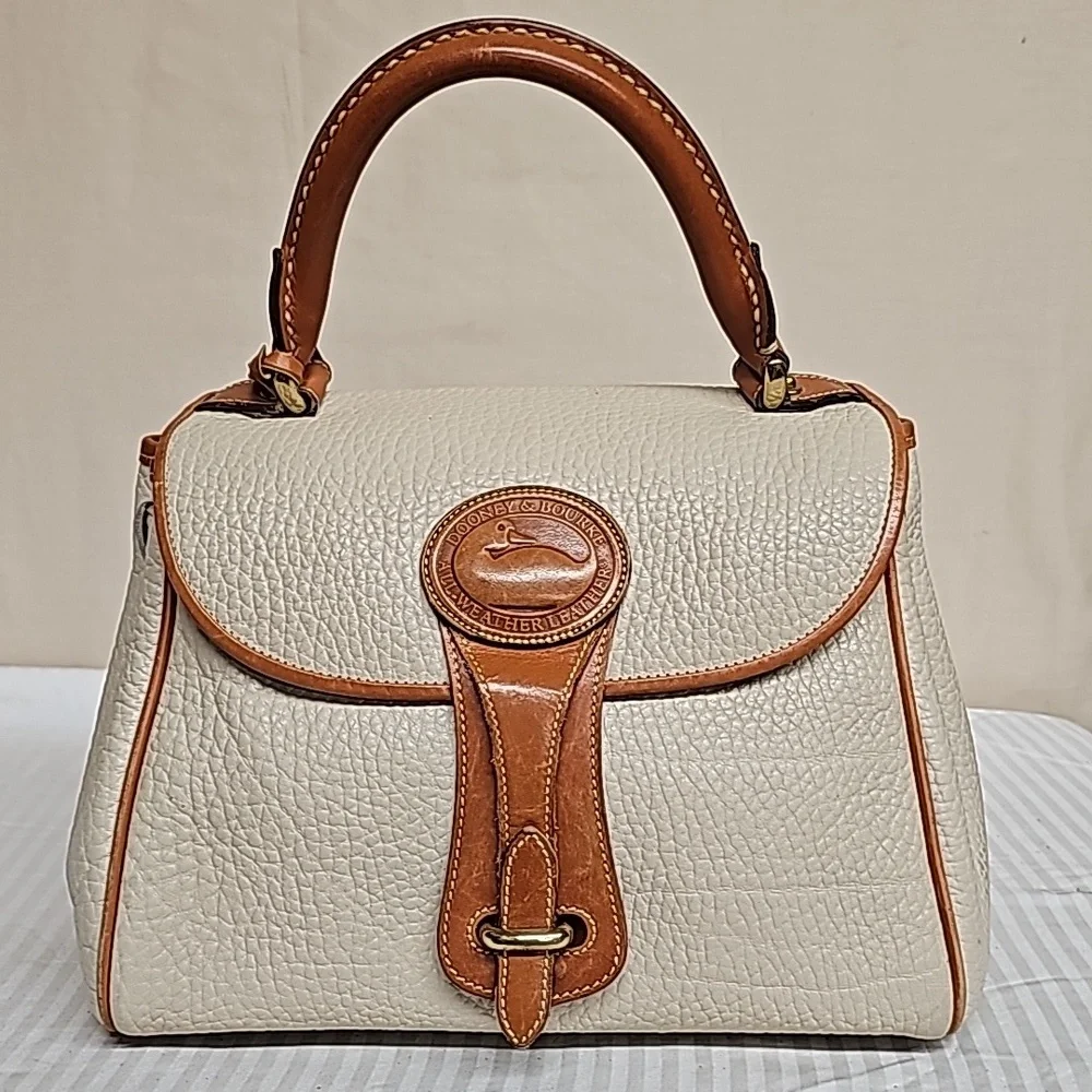 DOONEY AND BOURKE ALL WEATHER LEATHER ESSEX CARRIER BAG BFPM-06-394